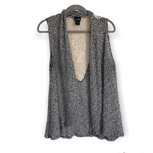 Daytrip Knit Salt & Pepper Crochet Sleeveless Cardigan M